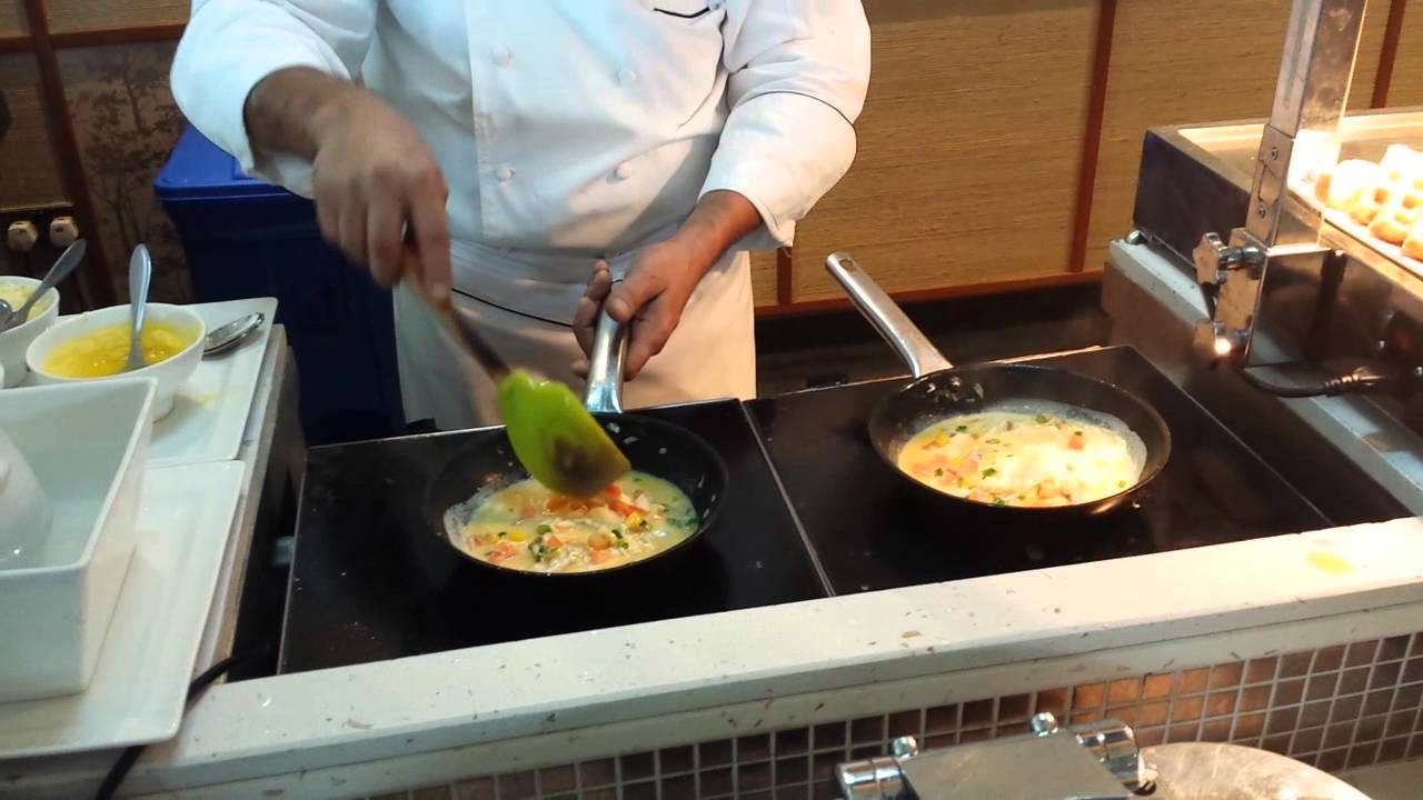 JA Palm Tree Court -Dubai - Breakfast Omelette