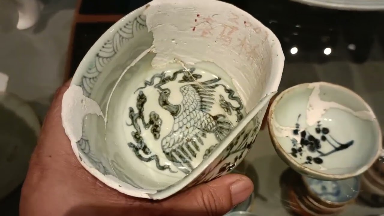 罗国新老师博物馆里的元青花和釉里红古瓷片标本，看真正元青花  #古玩 #瓷器