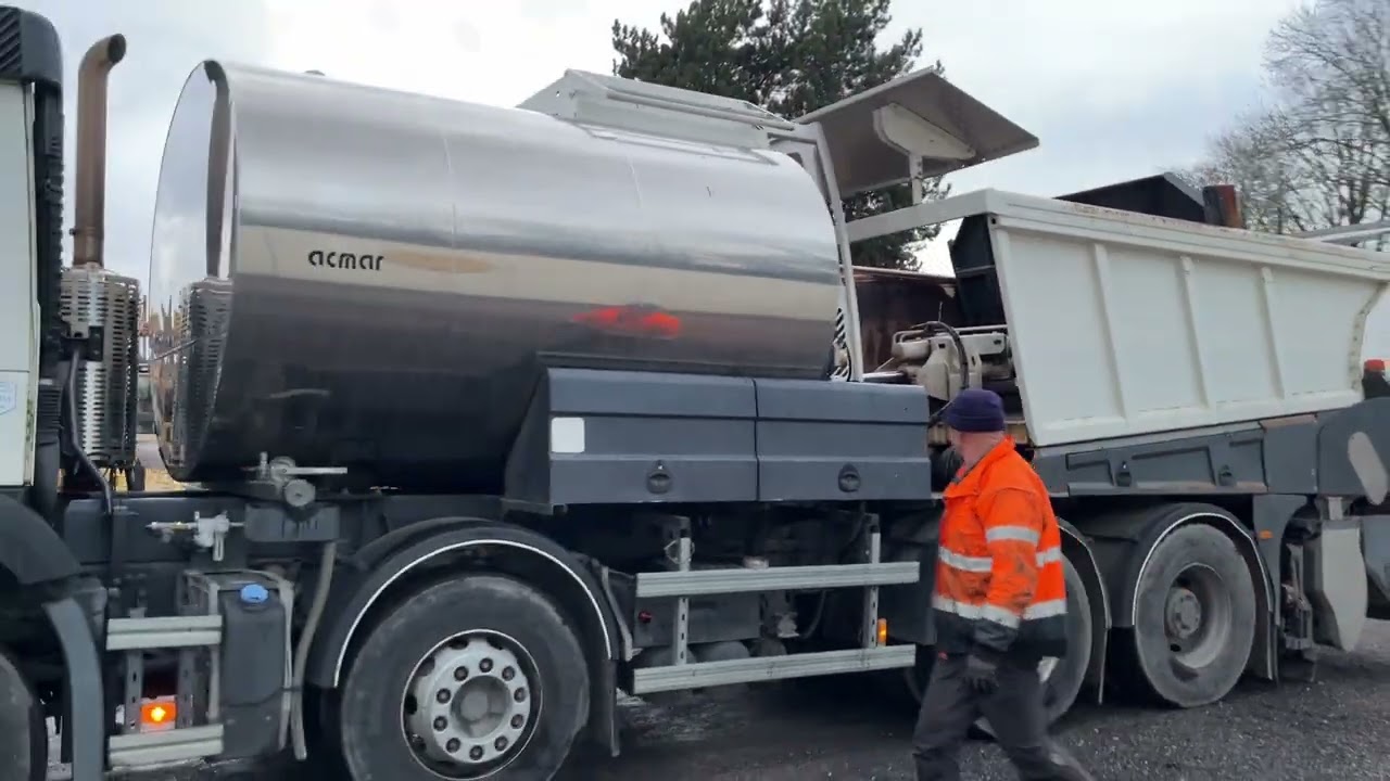 Repandeuse Gravilloneur Volvo FMX 410