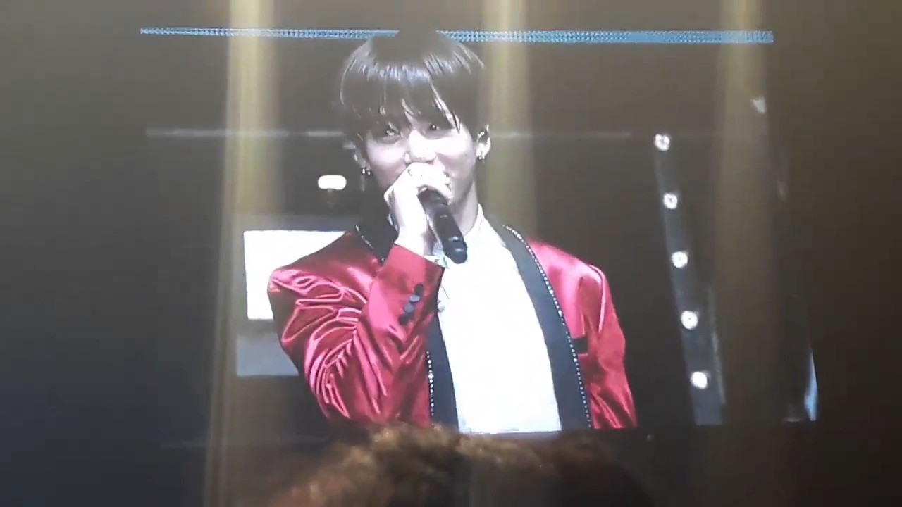 [170423] BTS The Wings Tour in Bangkok Day 2 - Talk 2 Fancam