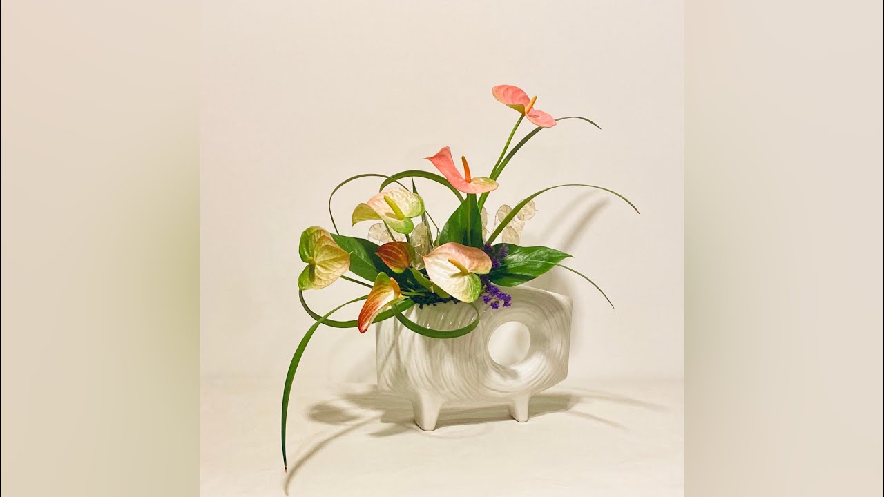 Milly老师 IKEBANA: Japanese Art of Flower Arrangement -Freestyle 日式自由花插法示範[花艺展示］