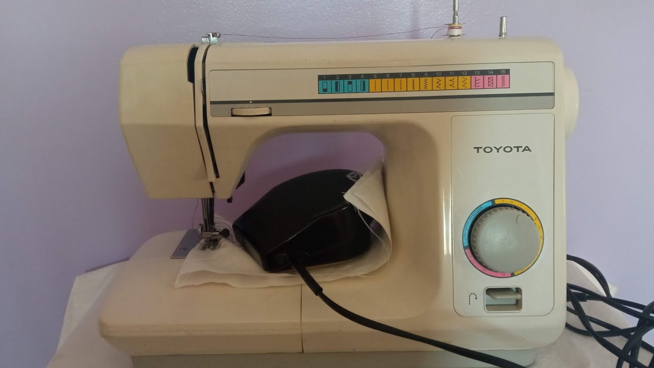 آلة خياطة toyota