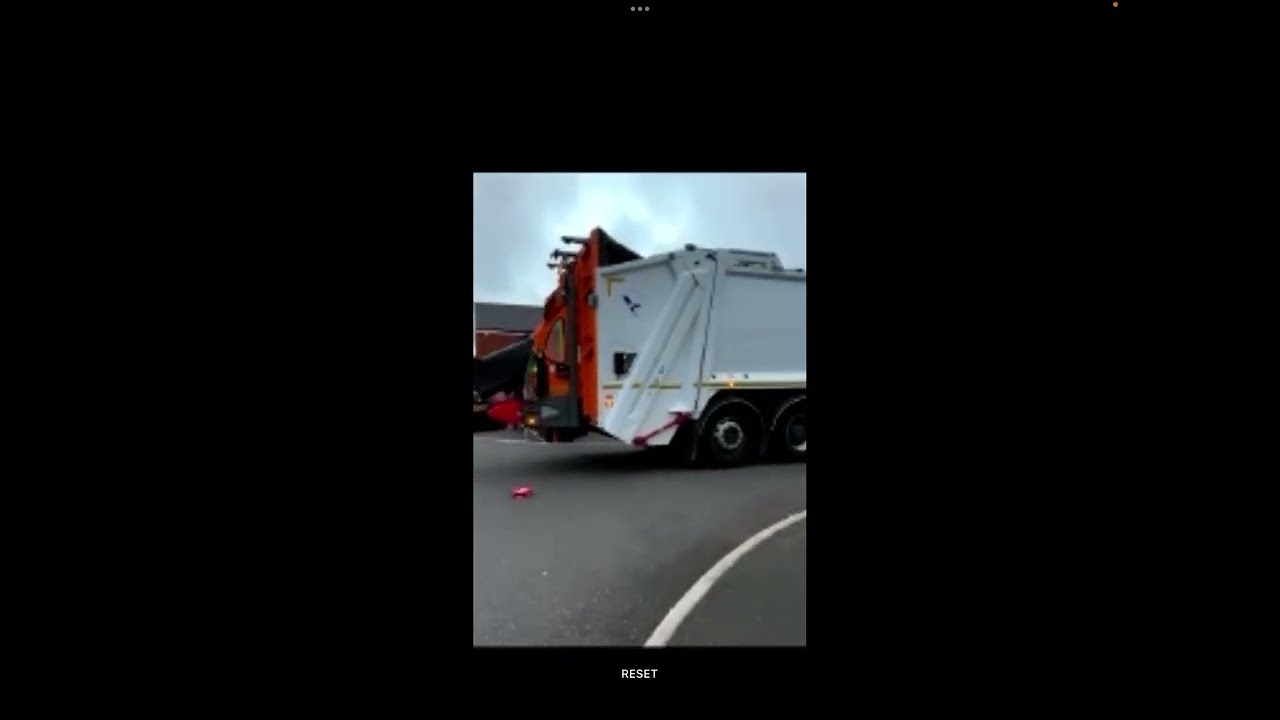 Binnen at 8:55  XLX