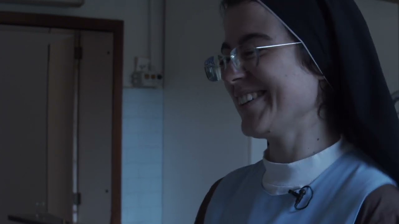 CARMELITANE SCALZE - Una giornata nel monastero di Piacenza