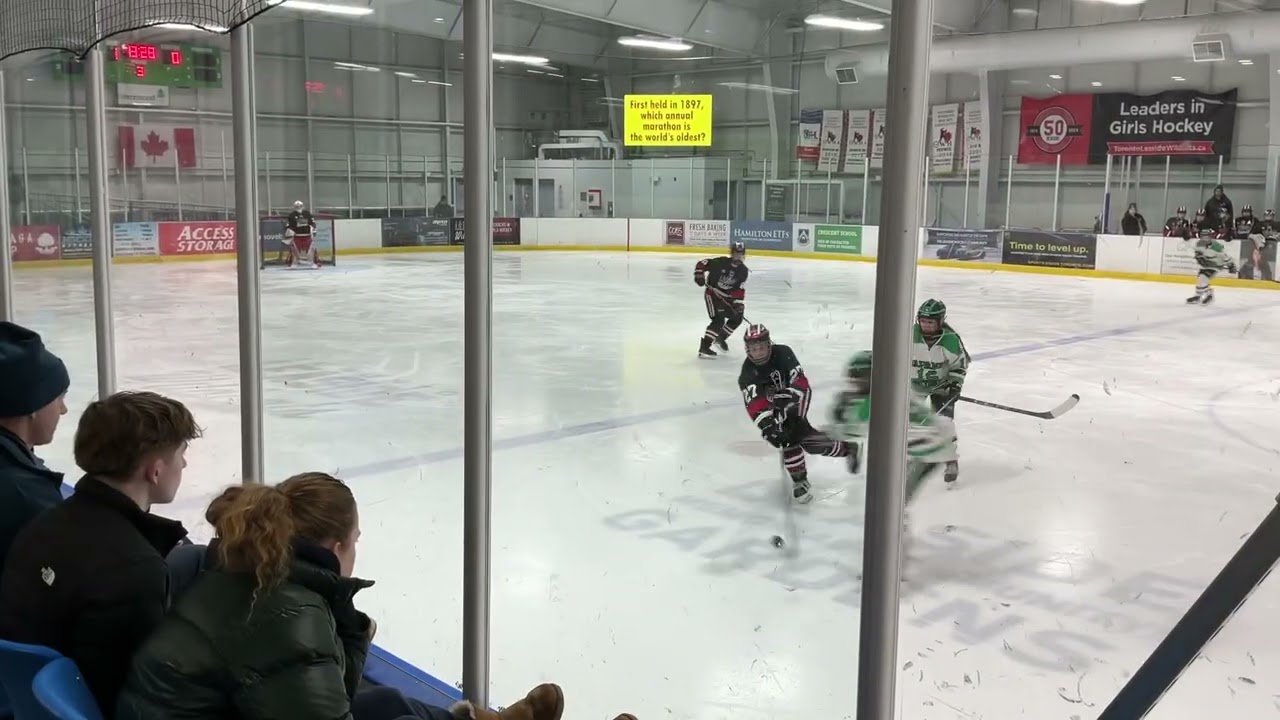 Play off game 1 P3