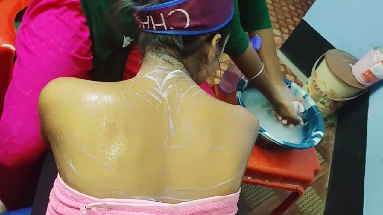 Back Neck Massage|Massage #massage #neckmassage @juthikasmakeover