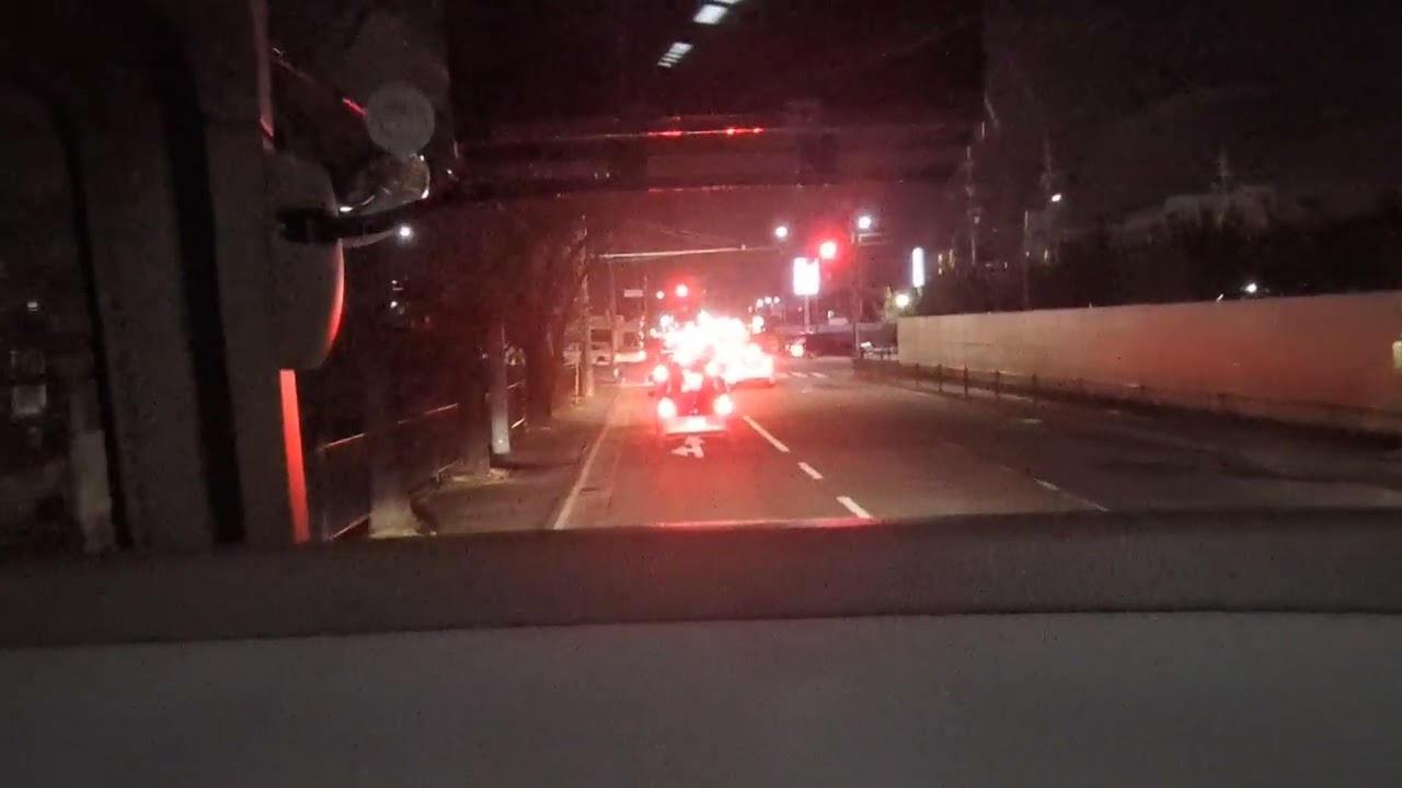 キャンパス バス夜