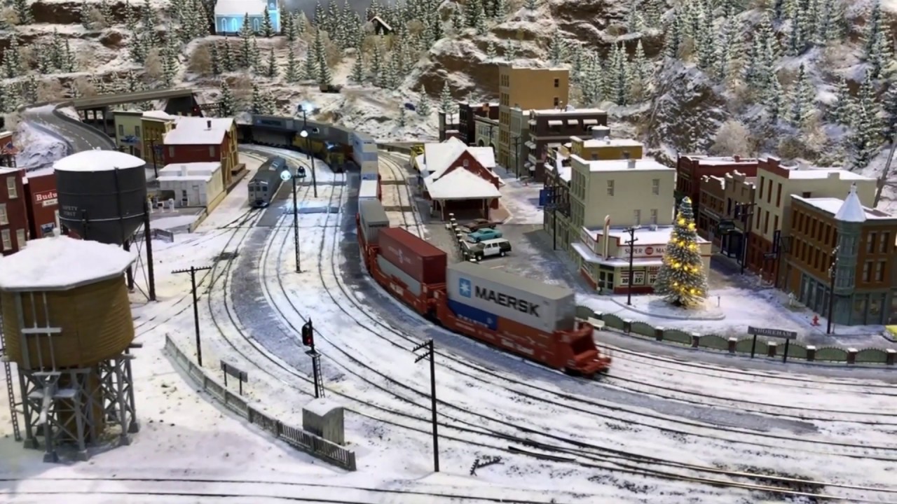 Modelleisenbahn -Winter in den Rocky Mountains -Spur HO -model railway winter in the Rocky Mountains