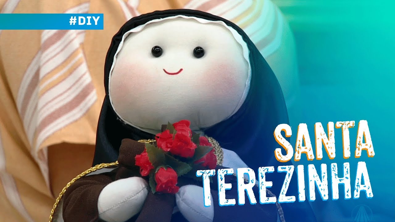 Santa Terezinha de tecido por Joice Lupino