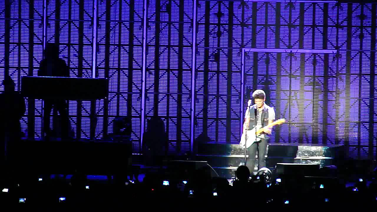 Bruno Mars - Money (That's What I Want)