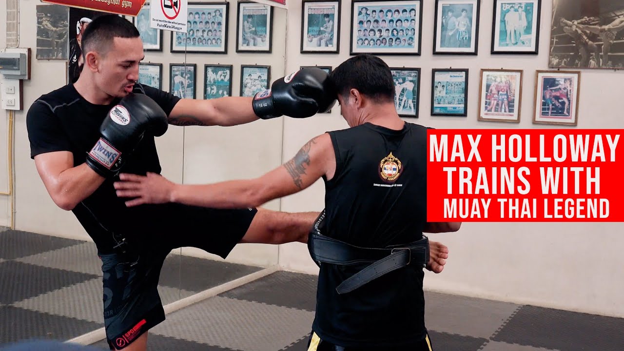Max Holloway Trains with the Best Muay Thai Fighter of All Time