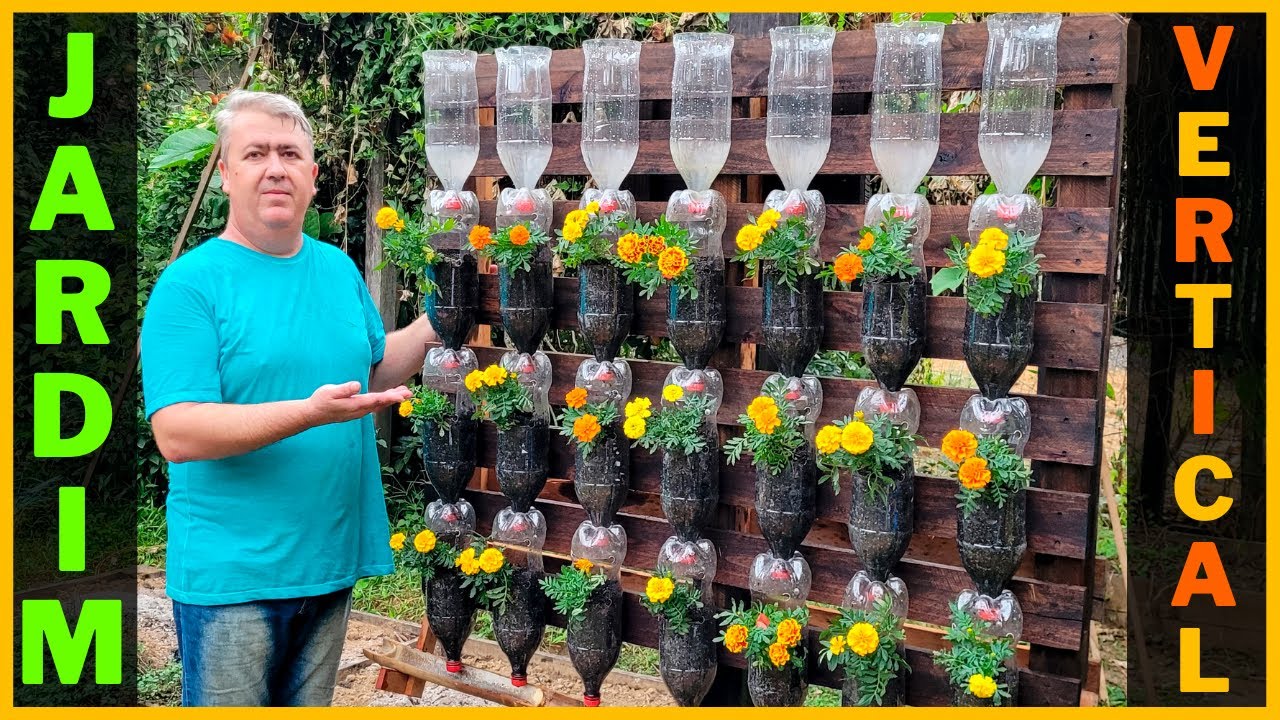 JARDIM VERTICAL de FLORES com pallet e garrafas pet