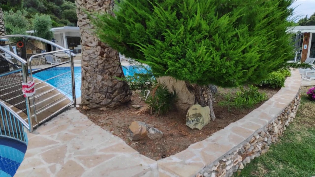 Lagomandra Hotel & Spa