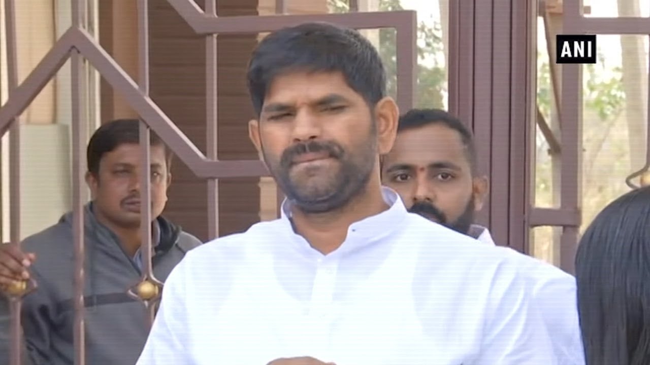 Karnataka MLAs brawl: MLA JN Ganesh issues apology, but denies brawl