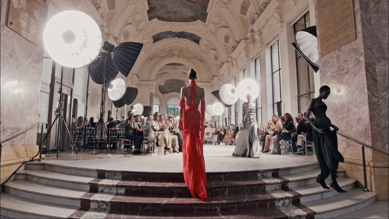 SCHIAPARELLI FALL/WINTER 2025-2026 HAUTE COUTURE