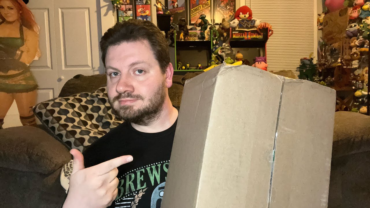 Pokémon Center unboxing! Pokémon Day 1 day behind!