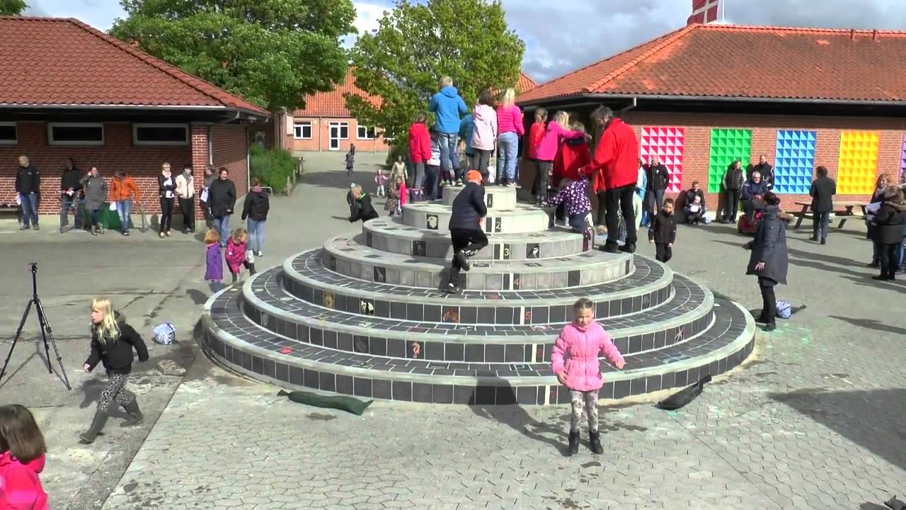 28-5-2015. Indslag fra åbning af Klogetrappen på Tistrup Skole..