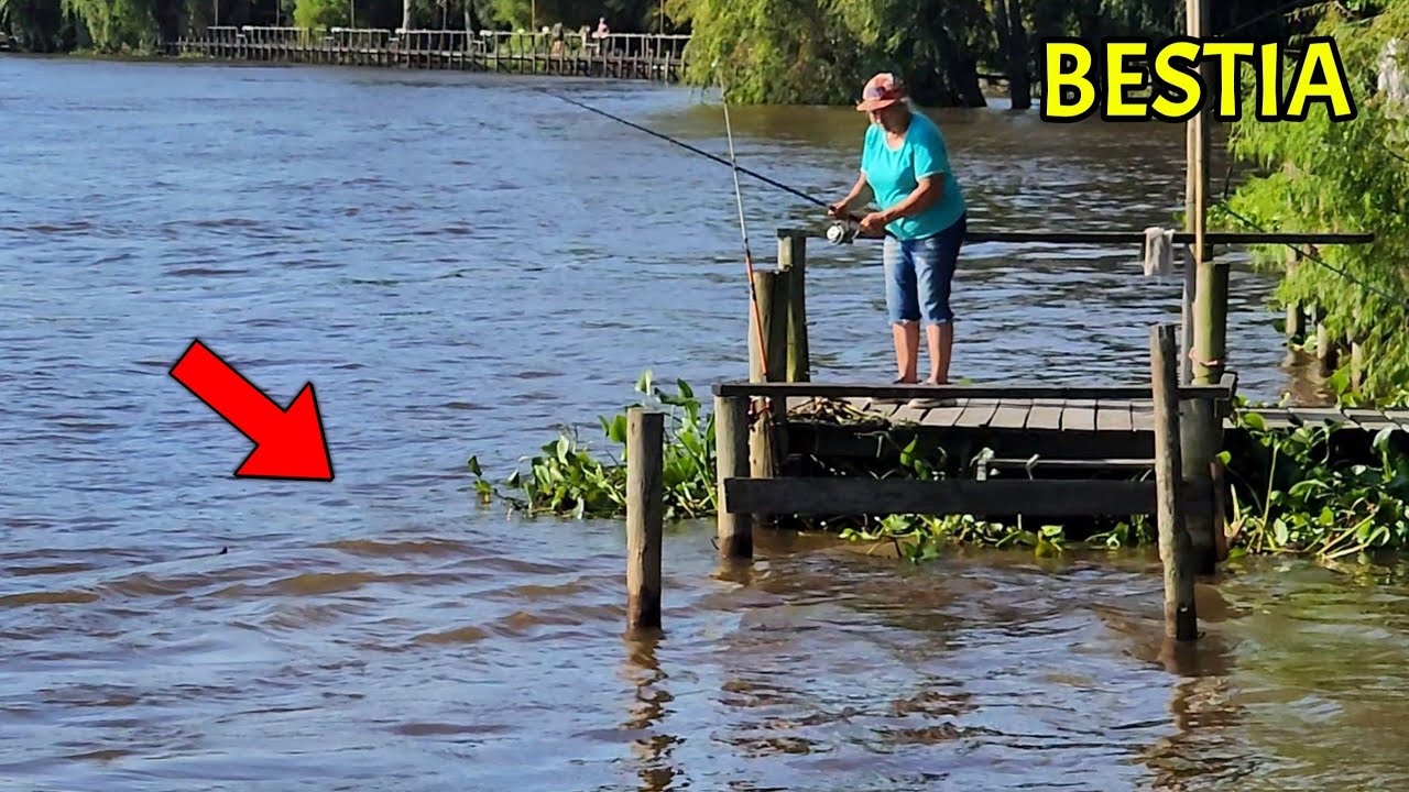 INCREÍBLE LUGAR DE PESCA En El PARANÁ, Pesca en el Rancho el Surubi.