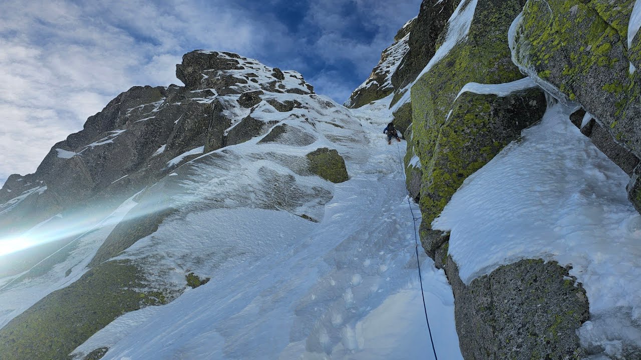 Norte Almanzor clásica invernal