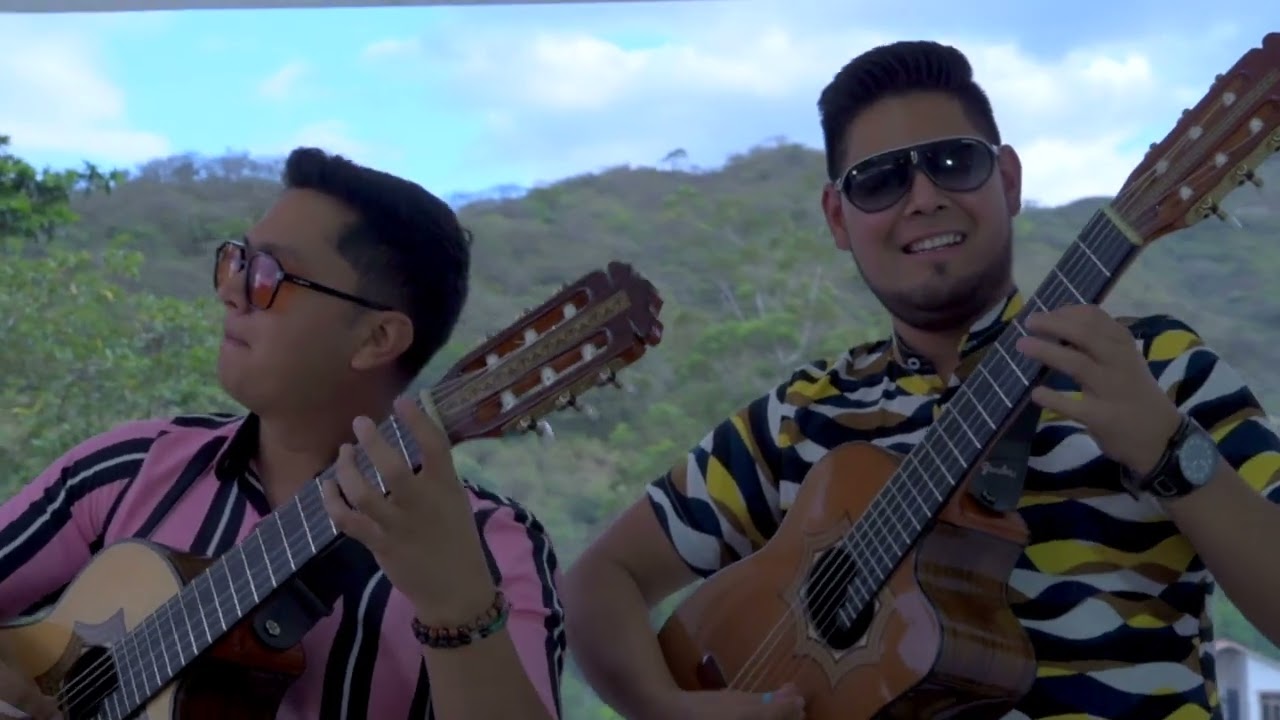 MEDLEY DE BOMBAS TRIO KOPAL