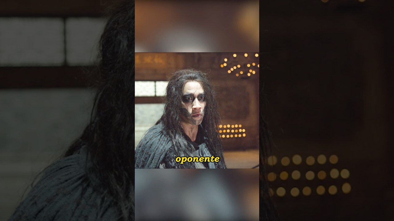 Este espadach&iacute;n preferir&iacute;a morir sin un rival.#movie #viralvideo #costume #sword