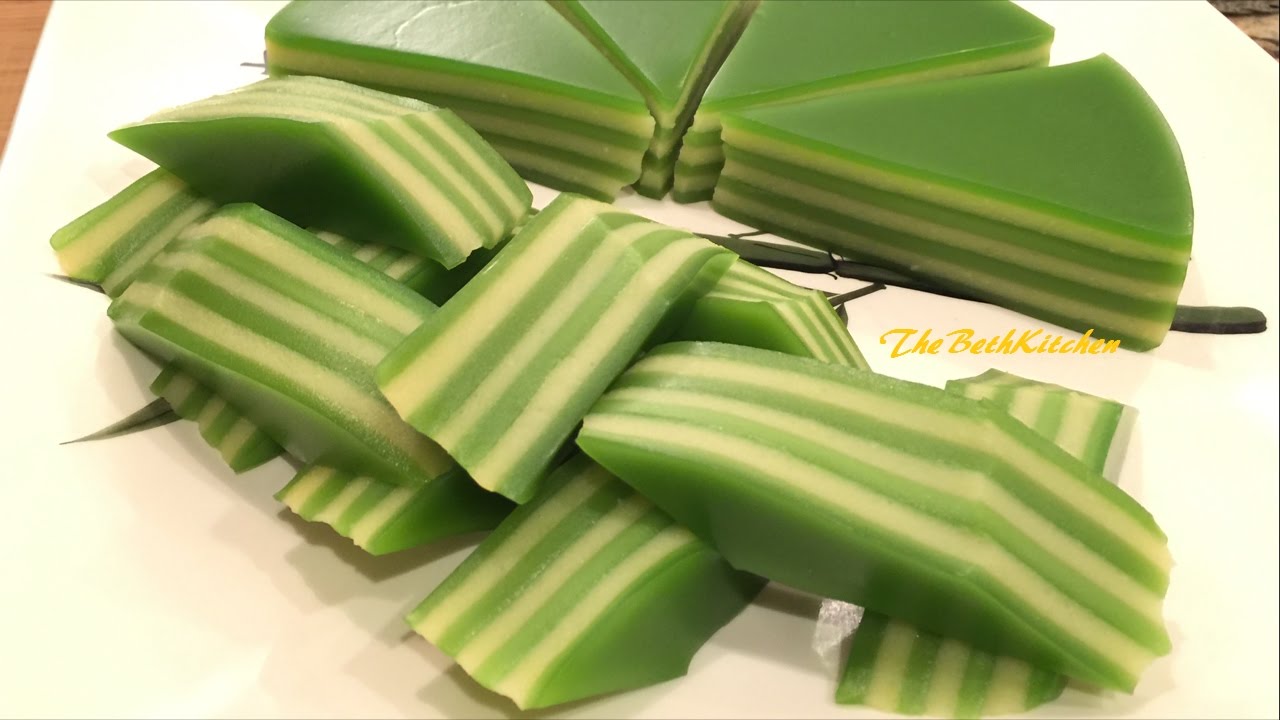 B&aacute;nh Da Lợn Đậu Xanh/L&aacute; Dứa - Steamed Vietnamese Layers Cake