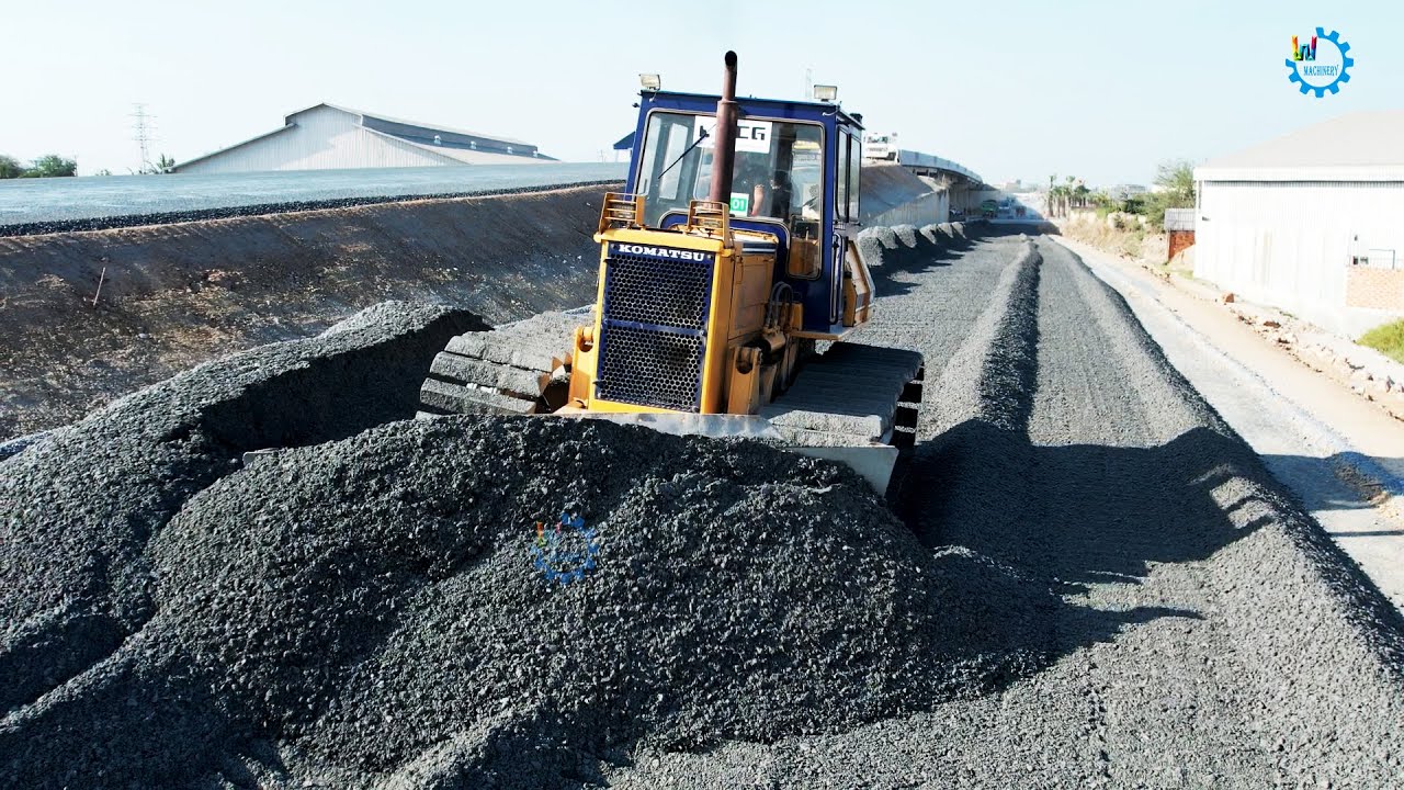 Best Activities Dozer Komatsu Spreading Gravel Building Foundation Roads & Trimming Working Skills