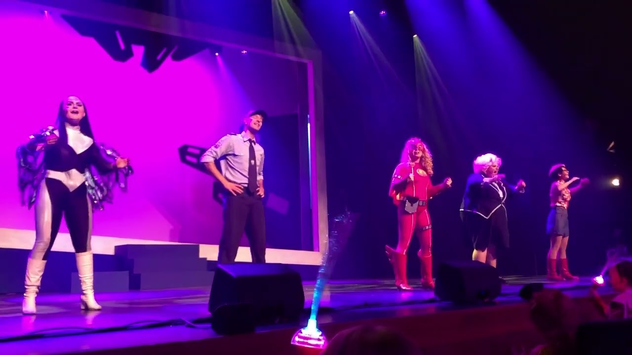 Mega Mindy slotapplaus - musicalsites.nl