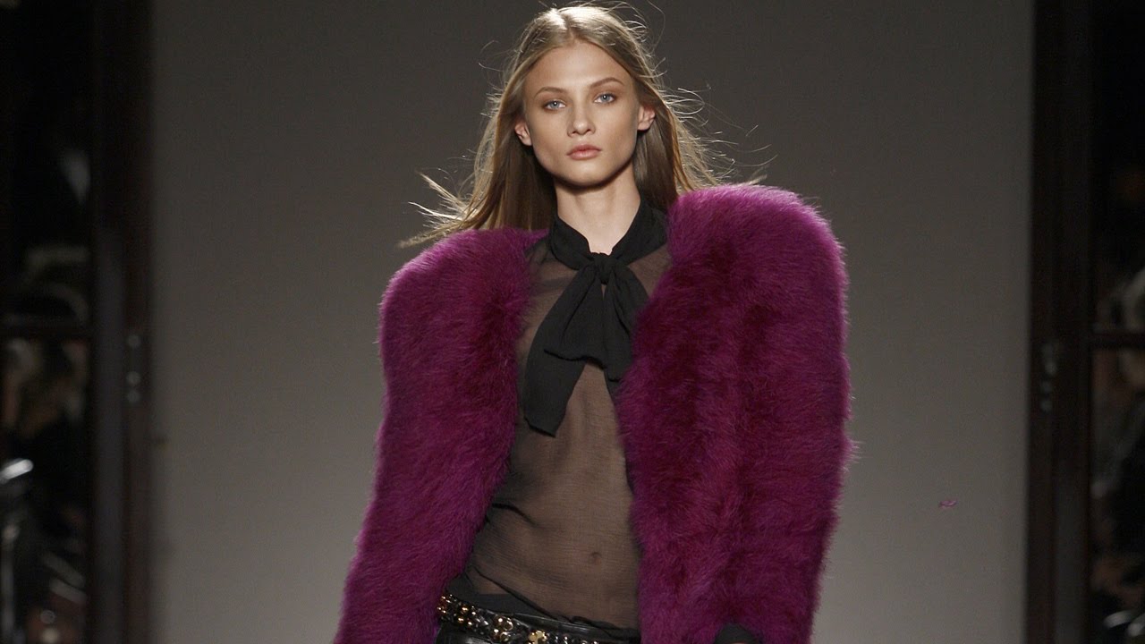 Balmain Fall/Winter 2010 Womenswear Show
