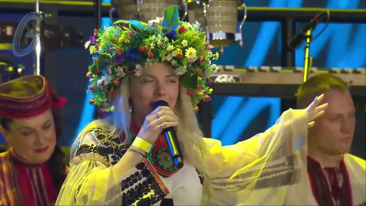 Naoni .. Orchestra of the Ukrainian National Academy of Folk Instruments .. A wonderful musical show