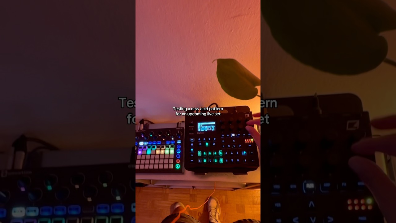 Acid techno on Digitone II + Circuit live set #digitoneii #techno #electronicmusic