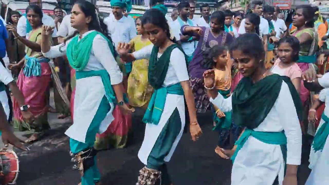 அடியும் ஆட்டமும் அமரன் பம்பை புதன் சந்தை..