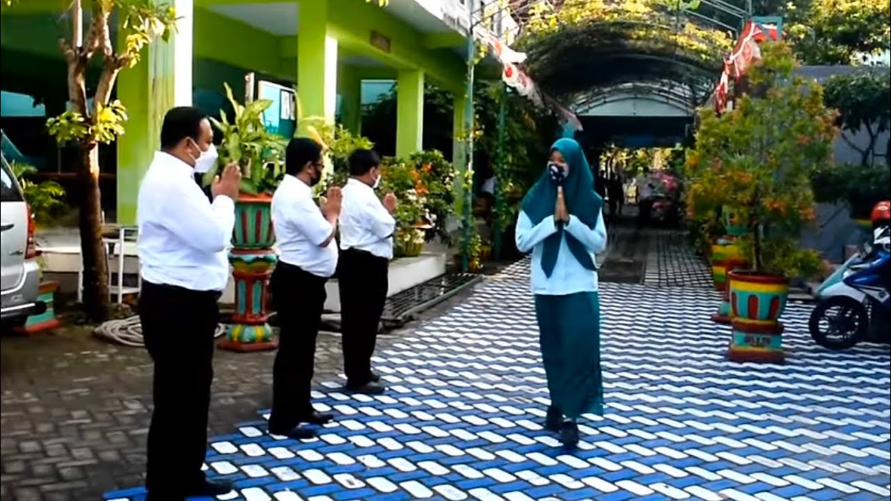 Pembakar Arena Mayoritas, Pembelajaran Berbasis Karakter di SMPN 1 Sampang.