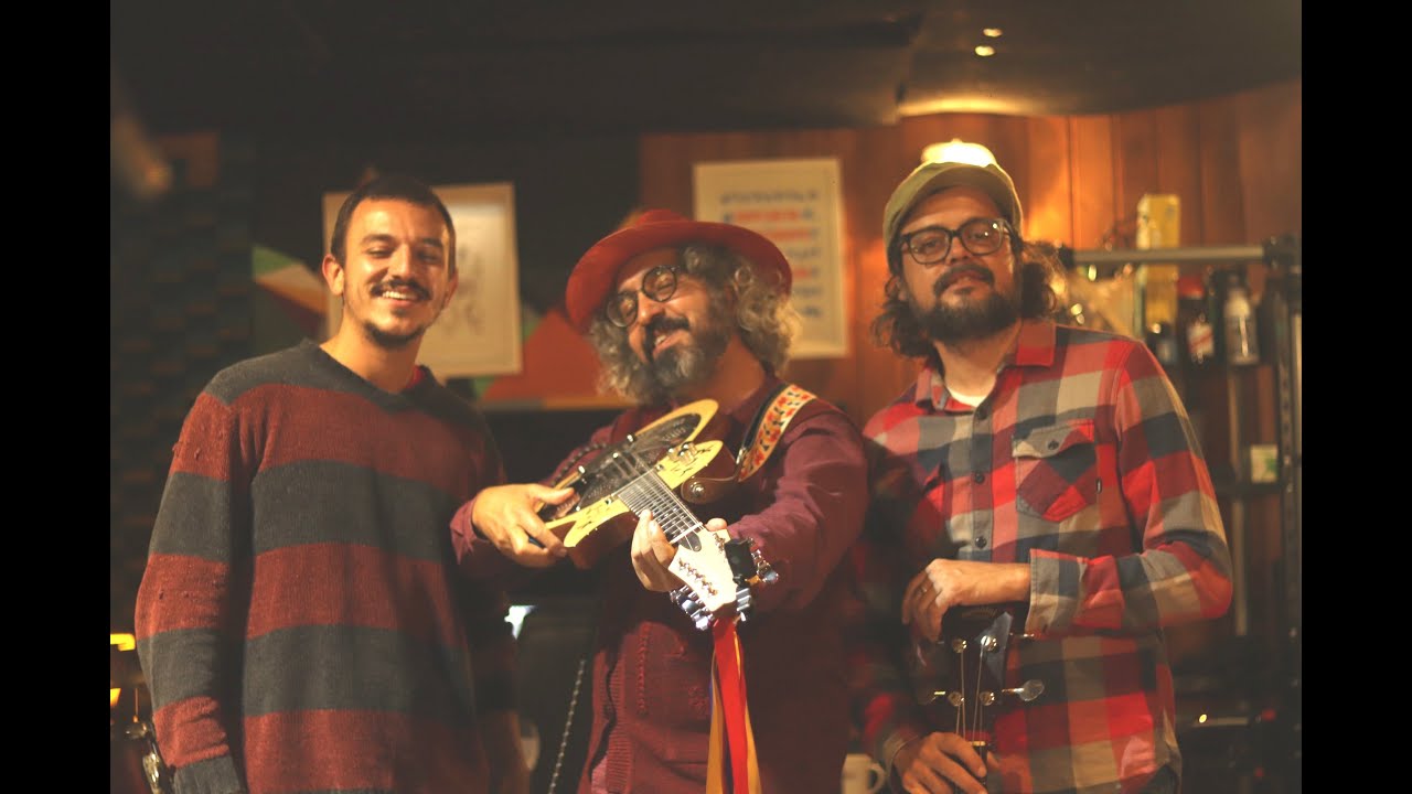 Brincando em Rio  Abaixo - Moreno Overá Trio -  Projeto Viola Moderna