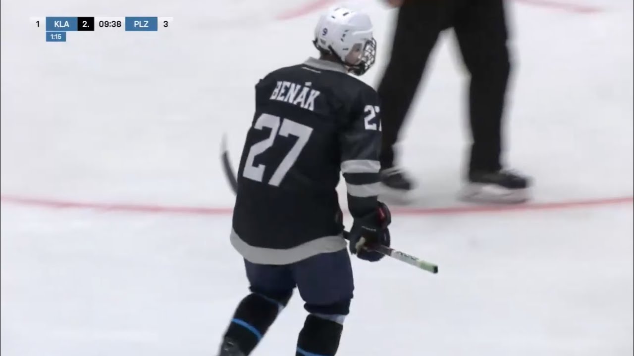 The best Highlight tape of the #1 Czech prospect ahead of the 2025 NHL Draft Adam Benak