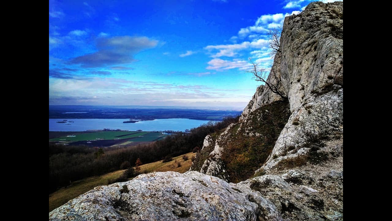 Pálava - Zřícenina hradu Sirotčí hrádek, Zřícenina hradu Děvičky, Děvín - Galbytour 2019