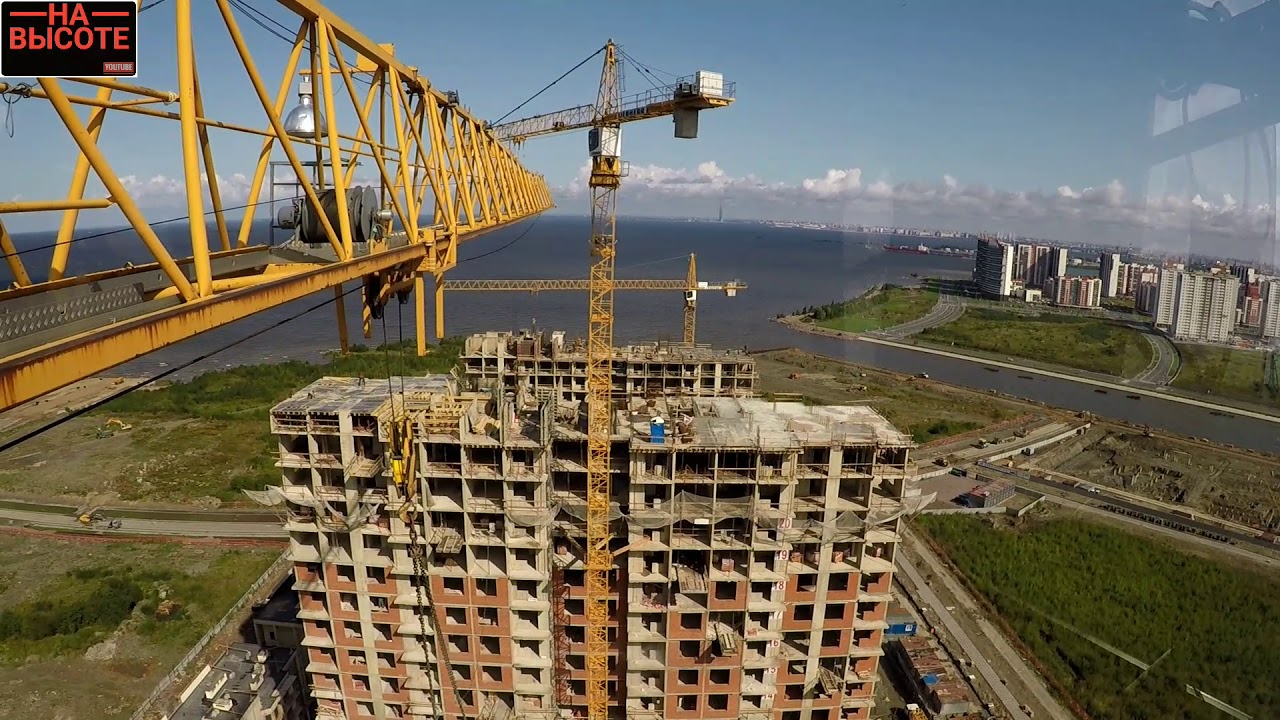 На высоте. Окончание строительства. On high. Completion of construction.