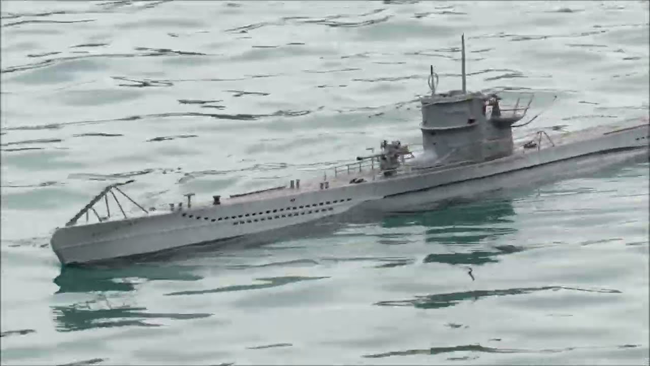 Submarine U-Boot VIIC U 203 von Engel in 1:34