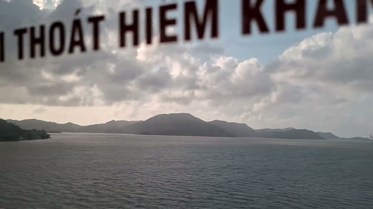 20/2/2026 cảnh núi biển ở qui nhơn 