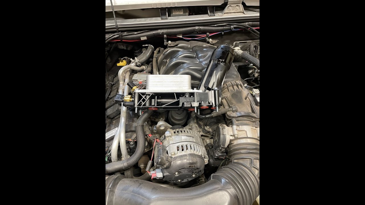 Jeep Wrangler oil leak 3.6 pentastar common oil leak easy oil cooler housing replacement wrangler￼