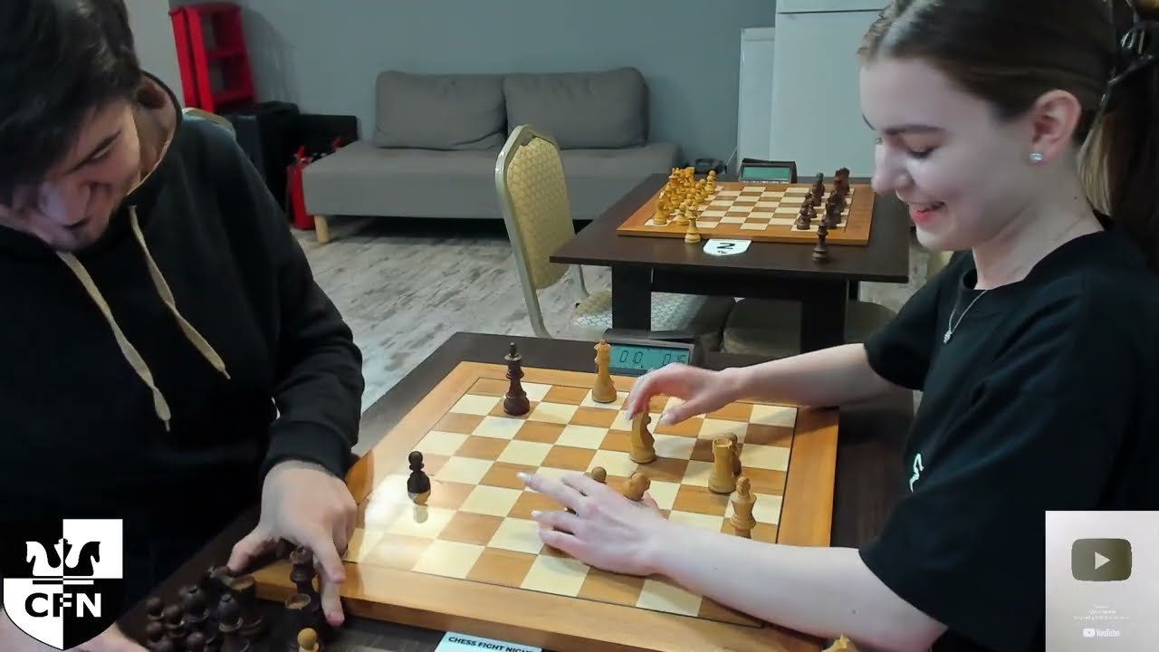 Грустная игра. Adidas (2114) против Fatality (2053). Вечер шахматных боев. Блиц.
