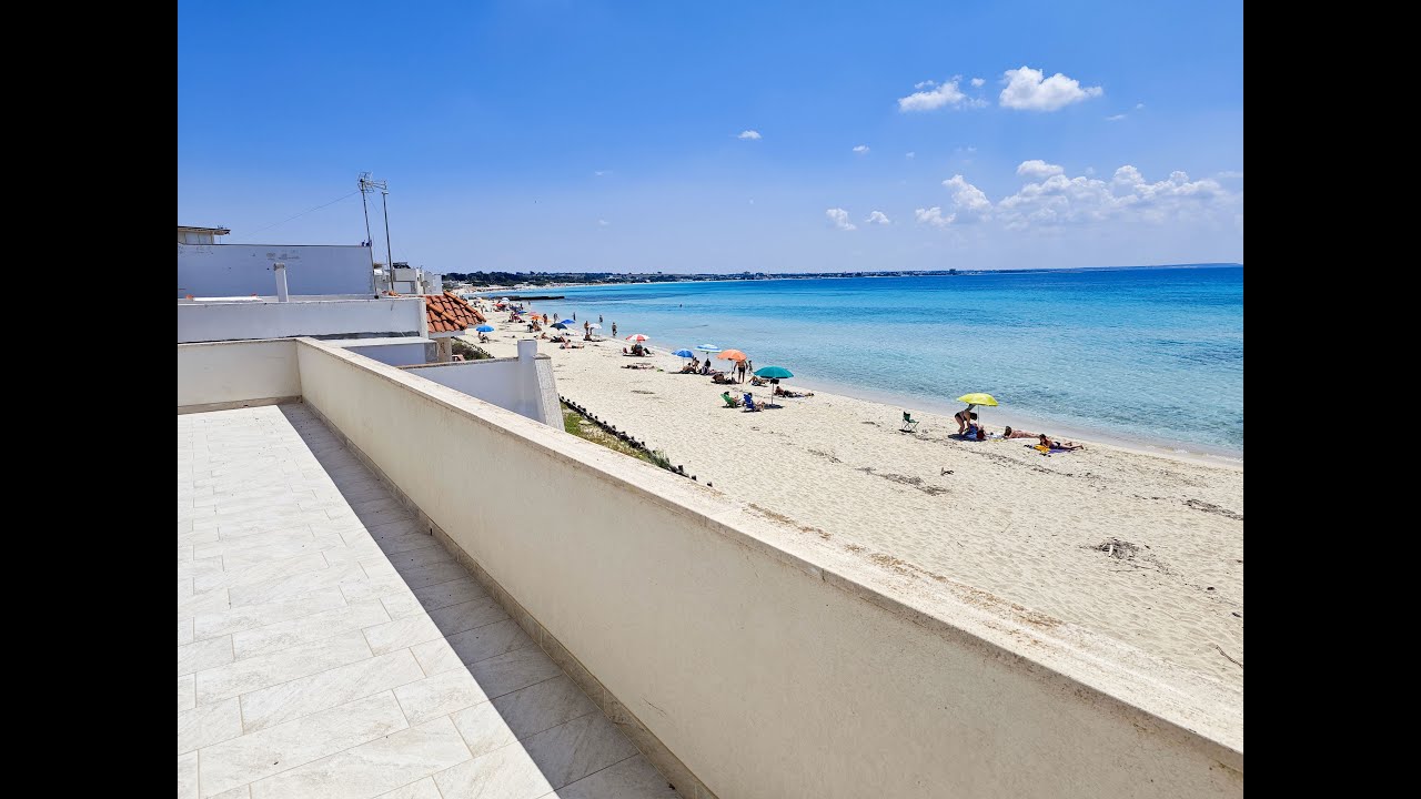 Affitto casa vacanze spiaggia di sabbia con vista mare vicina a piedi per locali e servizi utili