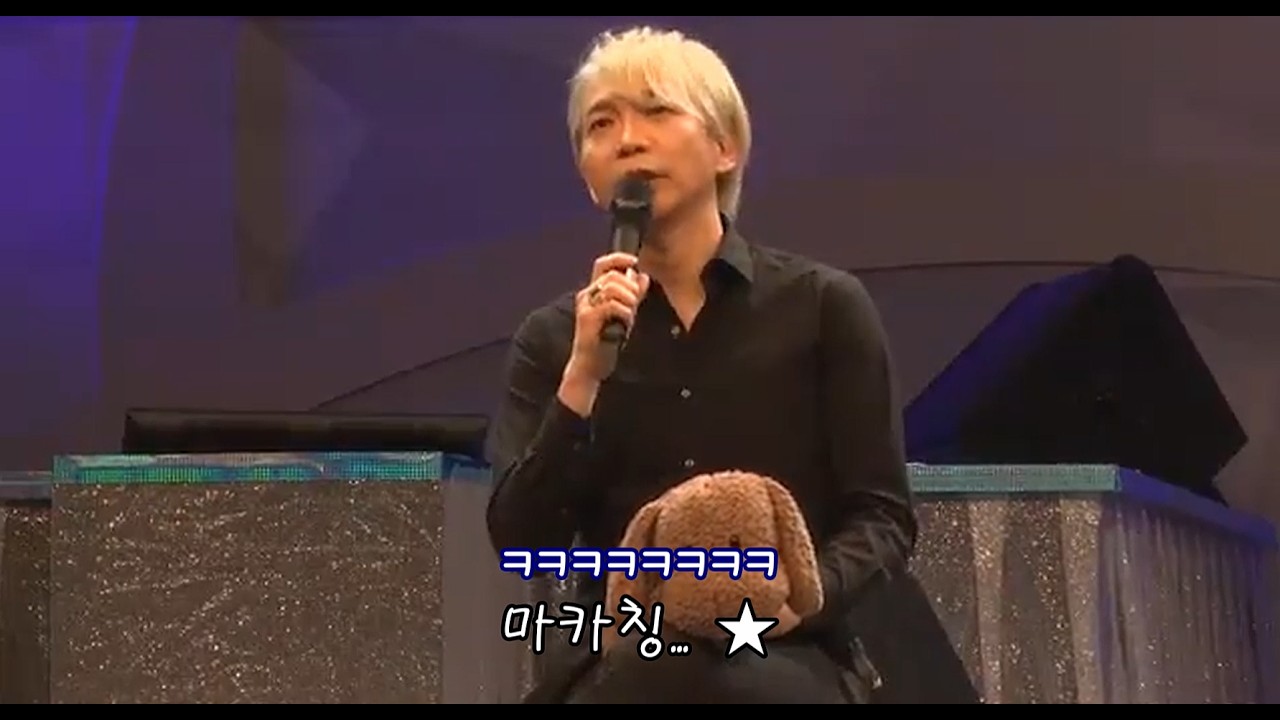 [스와베 준이치/유리온아이스] 지나가던 푸들을 보면서