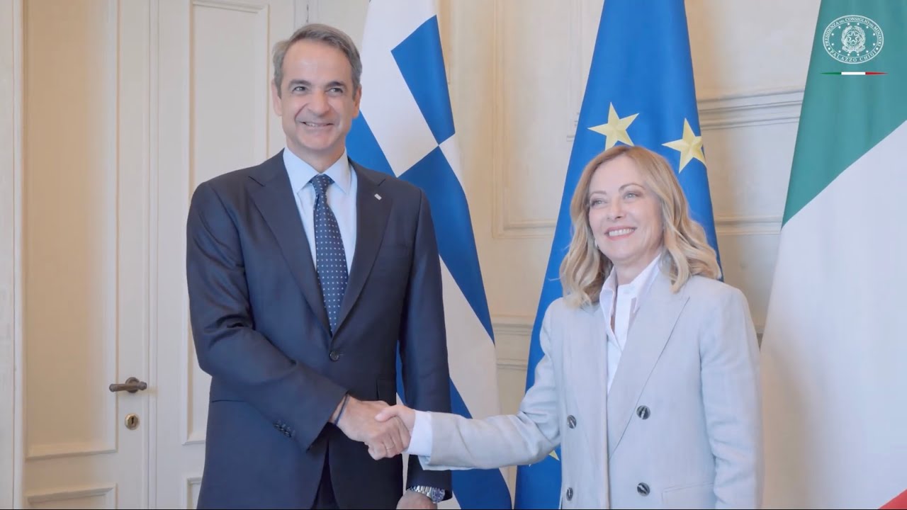 GIORGIA MELONI RICEVE A VILLA DORIA PAMPHILJ IL PRIMO MINISTRO DELLA REPUBBLICA ELLENICA, MITSOTAKIS