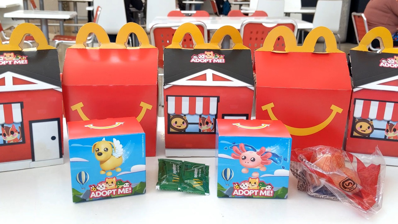 Cajita Feliz McDonald`s Adopt Me! (Febrero/Marzo 2026)