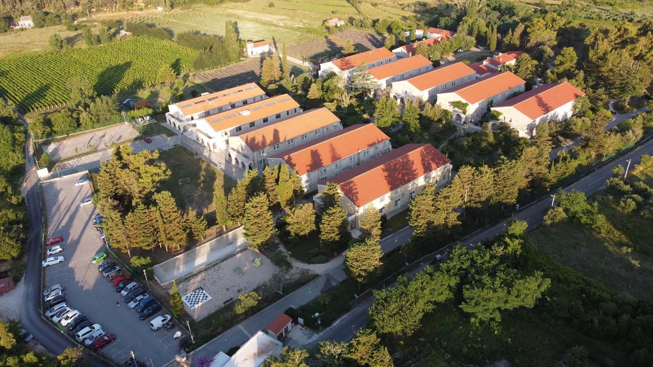 Županijska specijalna bolnica Insula - 68 godina rada