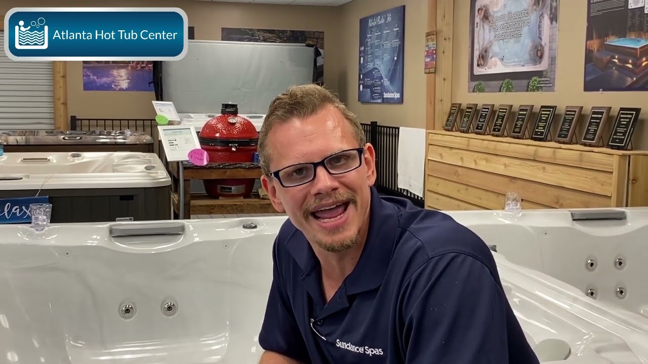 Sundance hot tub 680 series DEMO