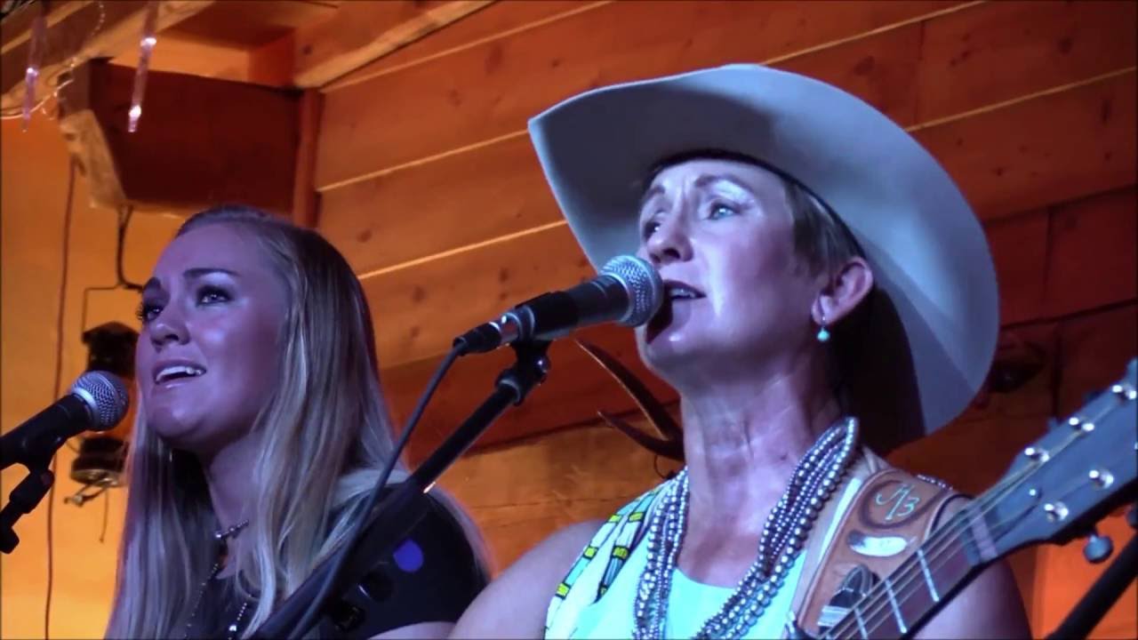 JONI HARMS and OLIVIA 2016 - Cowboy Barn (France)