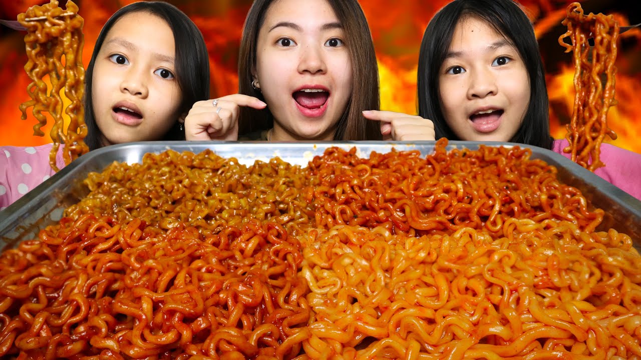 MUKBANG SAMYANG 4 RASA‼️ SAMYANG CURRY, CARBONARA, CHEESE, ORI🥰