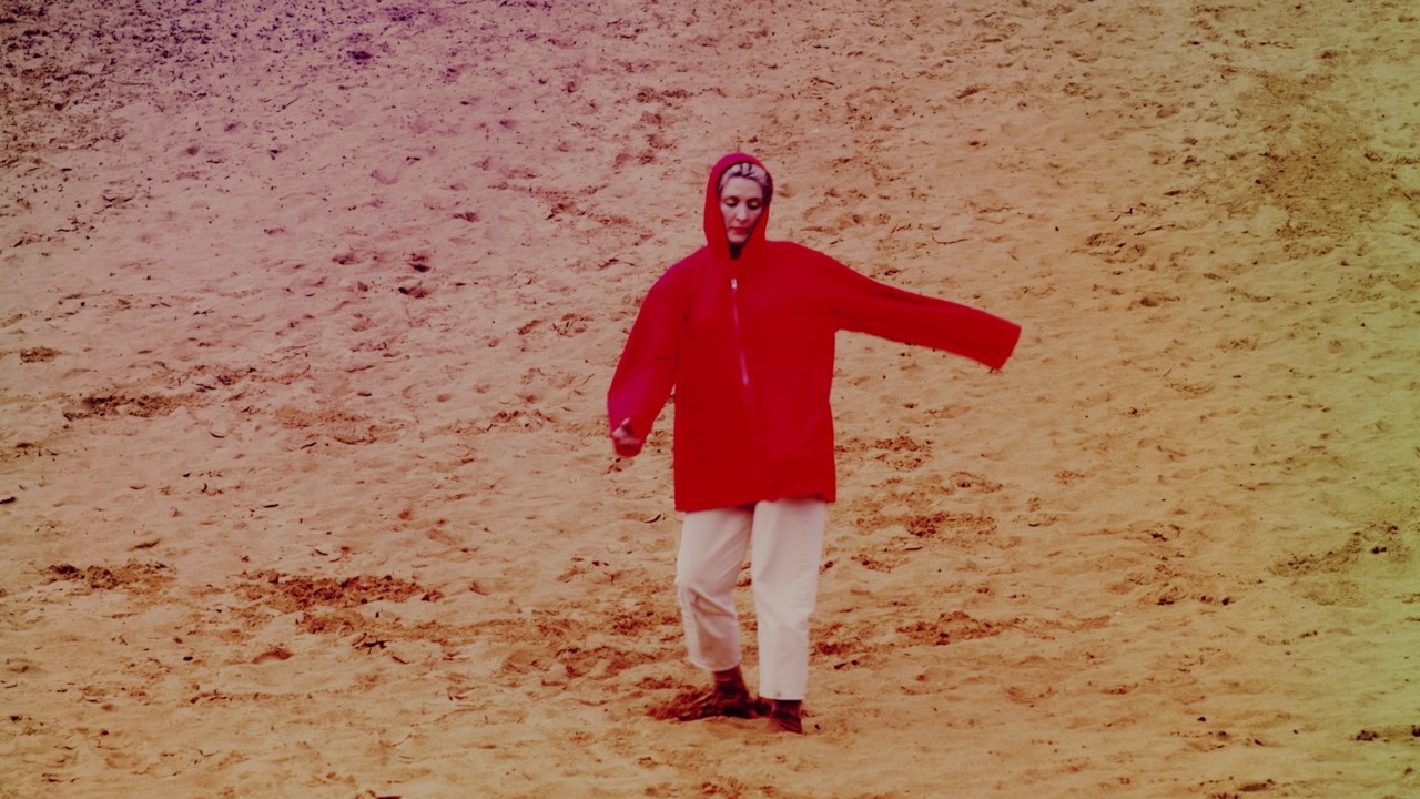 Cate Le Bon - Daylight Matters (Official Video)